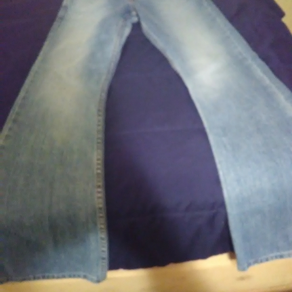 American Eagle women's jeans